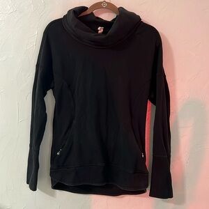 Lululemon scoopneck pullover